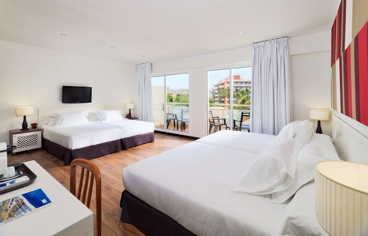 Imagen de la habitación del Hotel H10 Vintage Salou - Adults Only. Foto 17