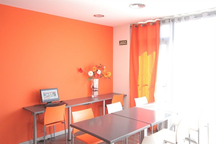 Imagen de los interiores del Hotel H2 Ávila. Foto 11