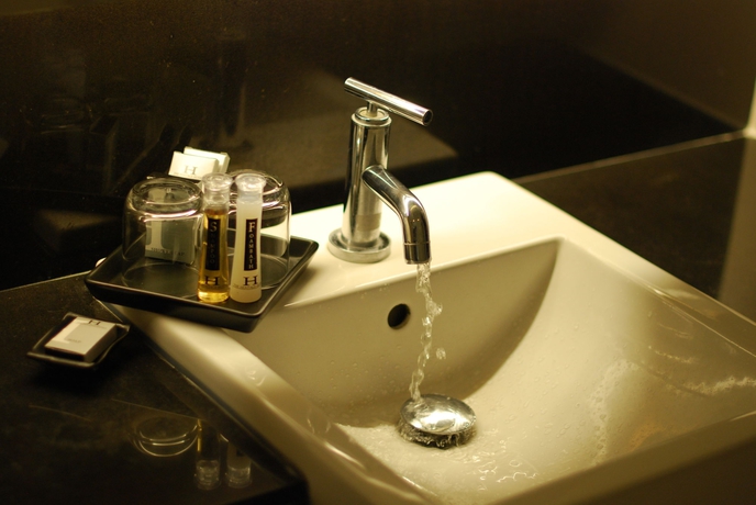 Imagen de la habitación del Hotel H2. Foto 16