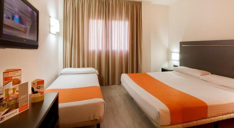 Imagen de la habitación del Hotel H2 Fuenlabrada. Foto 13