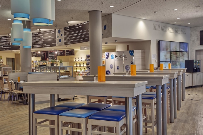 Imagen del bar/restaurante del Hotel H2 Hotel Berlin Alexanderplatz. Foto 2