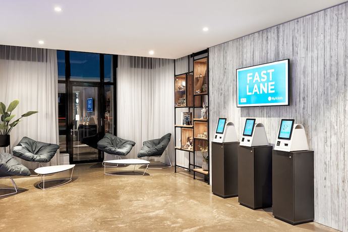 Imagen de los interiores del Hotel H2 Munchen Olympiapark. Foto 11