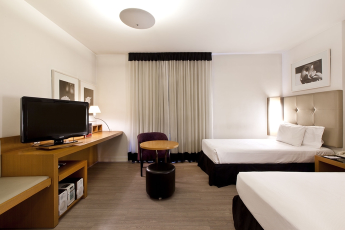 Imagen de la habitación del Hotel H2 Platinum Lourdes. Foto 6