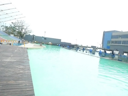 Imagen de la piscina del Hotel H20. Foto 4