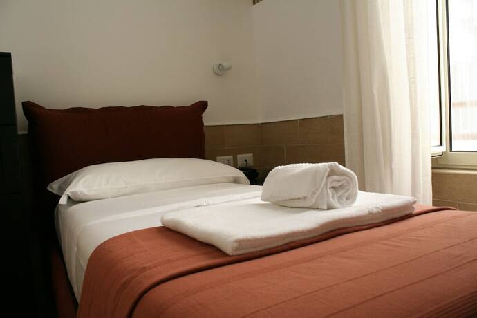 Imagen general del Hotel H22. Foto 9