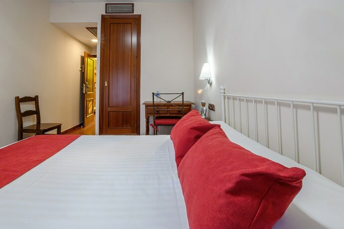 Imagen general del Hotel H28 Camas. Foto 3