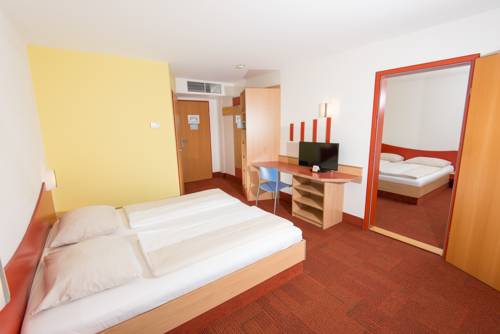 Imagen de la habitación del Hotel H2o-hoteltherme. Foto 7