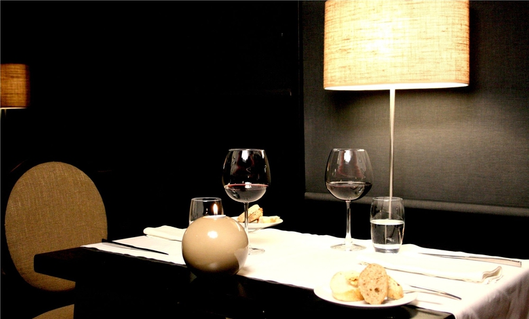 Imagen del bar/restaurante del Hotel H2otel Congress and Medical Spa. Foto 3