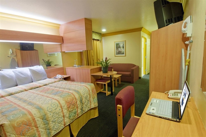 Imagen de la habitación del Hotel H3 Inn & Suites - LAX Airport - Los Angeles. Foto 7