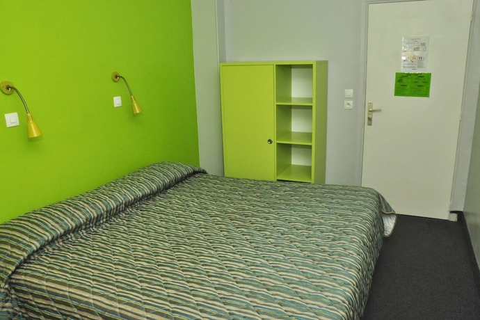 Imagen de la habitación del Hotel H33. Foto 15