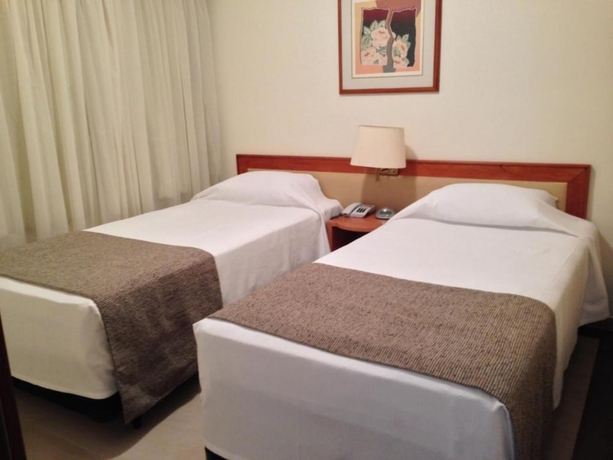 Imagen de la habitación del Hotel H4 Fortune Jardins. Foto 7