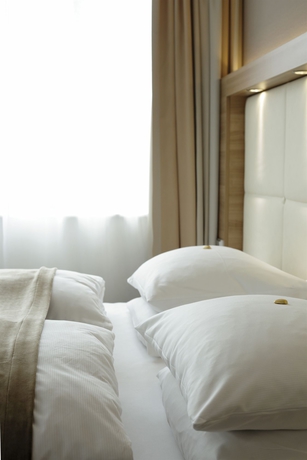 Imagen de la habitación del Hotel H4 Hotel Berlin Alexanderplatz. Foto 7