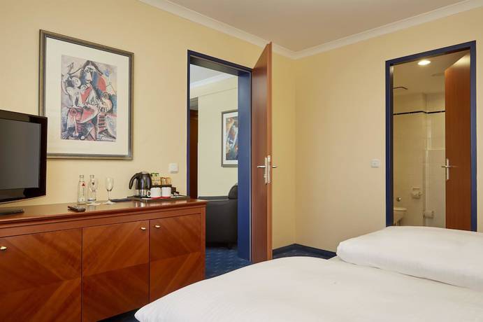 Imagen de la habitación del Hotel H4 Hotel Kassel. Foto 10