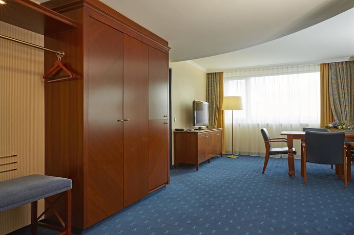 Imagen de la habitación del Hotel H4 Hotel Kassel. Foto 14