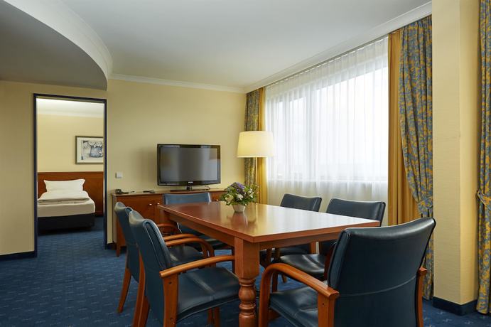 Imagen de la habitación del Hotel H4 Hotel Kassel. Foto 15