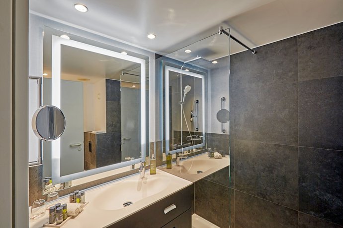 Imagen de la habitación del Hotel H4 Hotel Leipzig. Foto 17