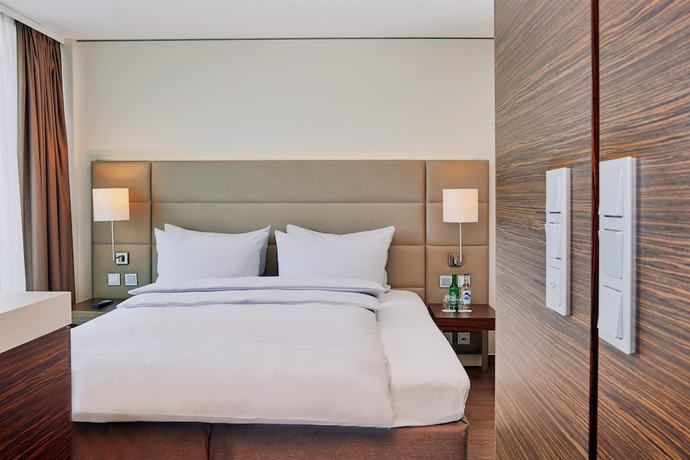 Imagen de la habitación del Hotel H4 Hotel Solothurn. Foto 3