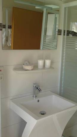 Imagen de la habitación del Hotel H41 Inn Garni Freiburg. Foto 2