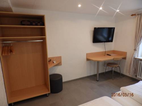 Imagen de la habitación del Hotel H41 Inn Garni Freiburg. Foto 5