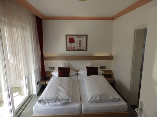 Imagen de la habitación del Hotel H41 Inn Garni Freiburg. Foto 8