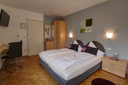 Imagen de la habitación del Hotel H41 Inn Garni Freiburg. Foto 13