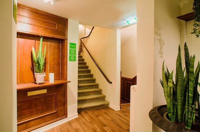 Imagen de los interiores del Hotel H5. Foto 13