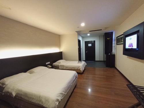 Imagen de la habitación del Hotel H-5 INN. Foto 7