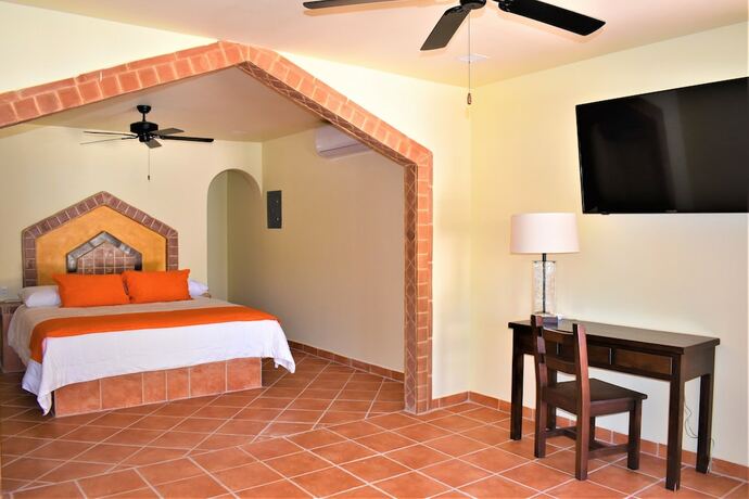 Imagen general del Hotel HACIENDA MONARCAS RESORT. Foto 6