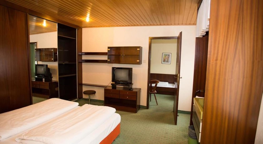 Imagen de la habitación del Hotel HADRIGAN. Foto 10