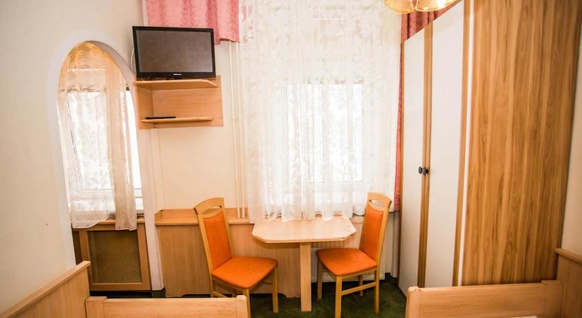 Imagen de la habitación del Hotel HADRIGAN. Foto 12