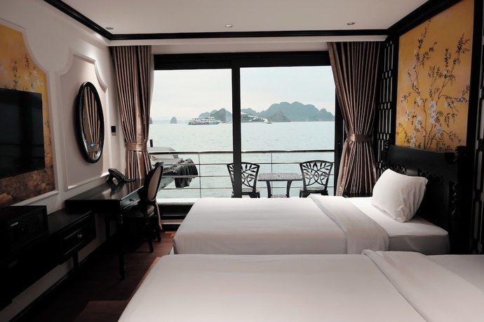 Imagen de la habitación del Hotel HALORA NOVA LUXURY CRUISE. Foto 4