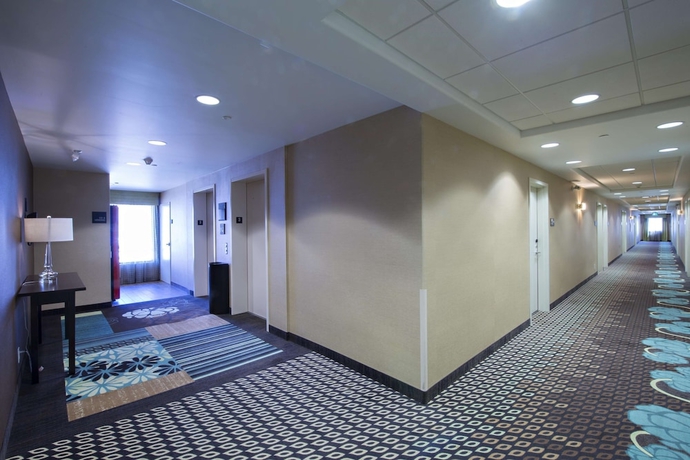 Imagen de los interiores del Hotel HAMPTON INN SASKATOON SOUTH. Foto 14