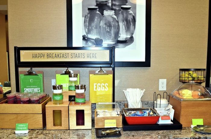 Imagen del bar/restaurante del Hotel HAMPTON INN SASKATOON SOUTH. Foto 5