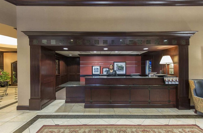 Imagen de los interiores del Hotel HAMPTON INN - SUITES ALBANY-DOWNTOWN. Foto 13