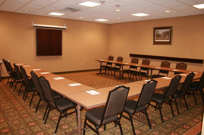 Imagen de los interiores del Hotel HAMPTON INN and SUITES ALBANY-AIRPORT. Foto 10