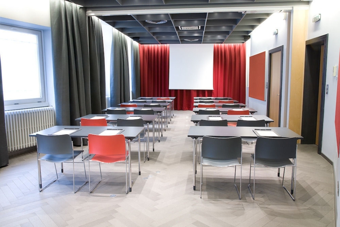 Imagen de los interiores del Hotel HANNONG Hotel & Wine Bar. Foto 13