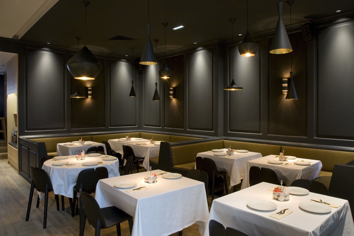 Imagen del bar/restaurante del Hotel HANNONG Hotel & Wine Bar. Foto 2