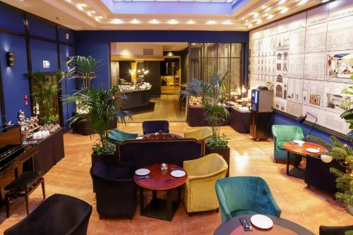 Imagen de los interiores del Hotel HANNONG & Wine Bar. Foto 10