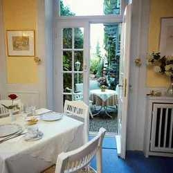 Imagen general del Hotel HANSEAT DUSSELDORF. Foto 5