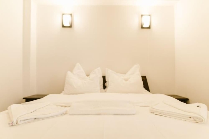 Imagen de la habitación del Hotel HANUL CONITEI. Foto 9