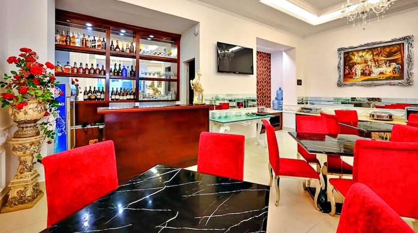 Imagen del bar/restaurante del Hotel HANZ Premium Le Thanh Ton. Foto 3