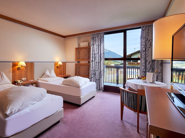 Imagen de la habitación del Hotel HAPPY STUBAI. Foto 8