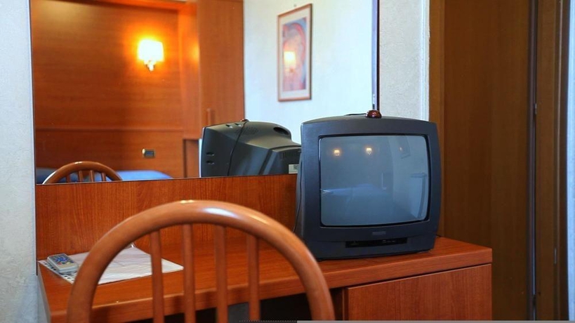Imagen general del Hotel HARMONY, Castro Pretorio. Foto 4