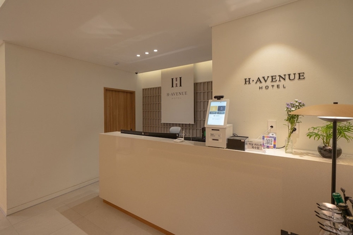 Imagen de los interiores del Hotel H-AVENUE Gwangju Cheomdan. Foto 12