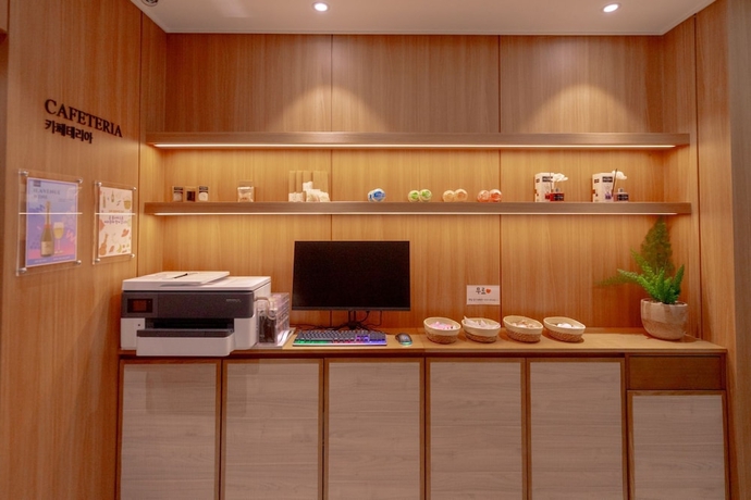 Imagen de los interiores del Hotel H-AVENUE Gwangju Cheomdan. Foto 16