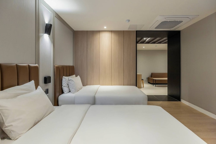 Imagen de la habitación del Hotel H-AVENUE HOTEL. Foto 5