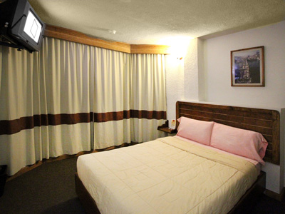 Imagen de la habitación del Hotel HB Express Hotel. Foto 14