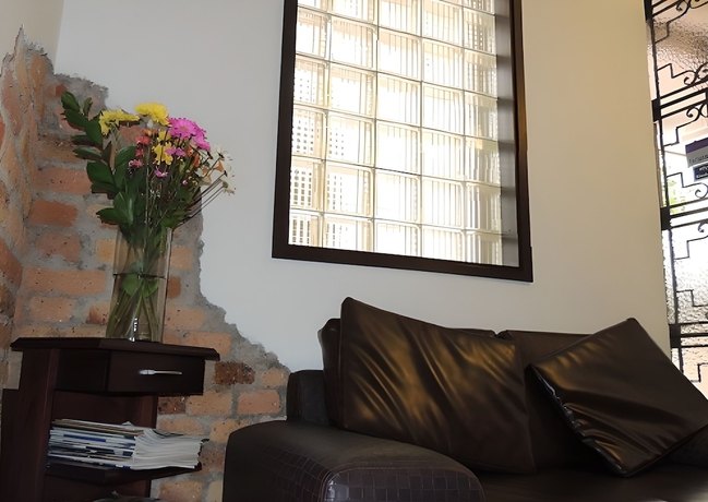 Imagen de los interiores del Hotel HBCF Boutique Casa Farallones de Santiago de Cali. Foto 15
