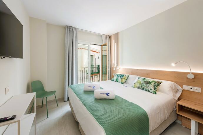 Imagen general del Hotel HC Calahonda Beach Nerja. Foto 5