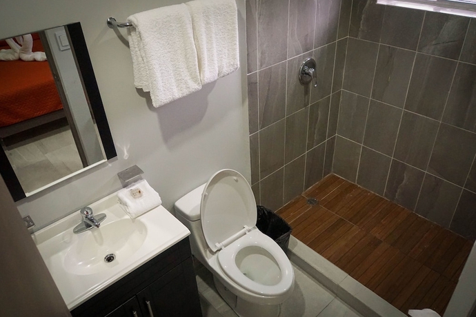 Imagen de la habitación del Hotel HC Express. Foto 10